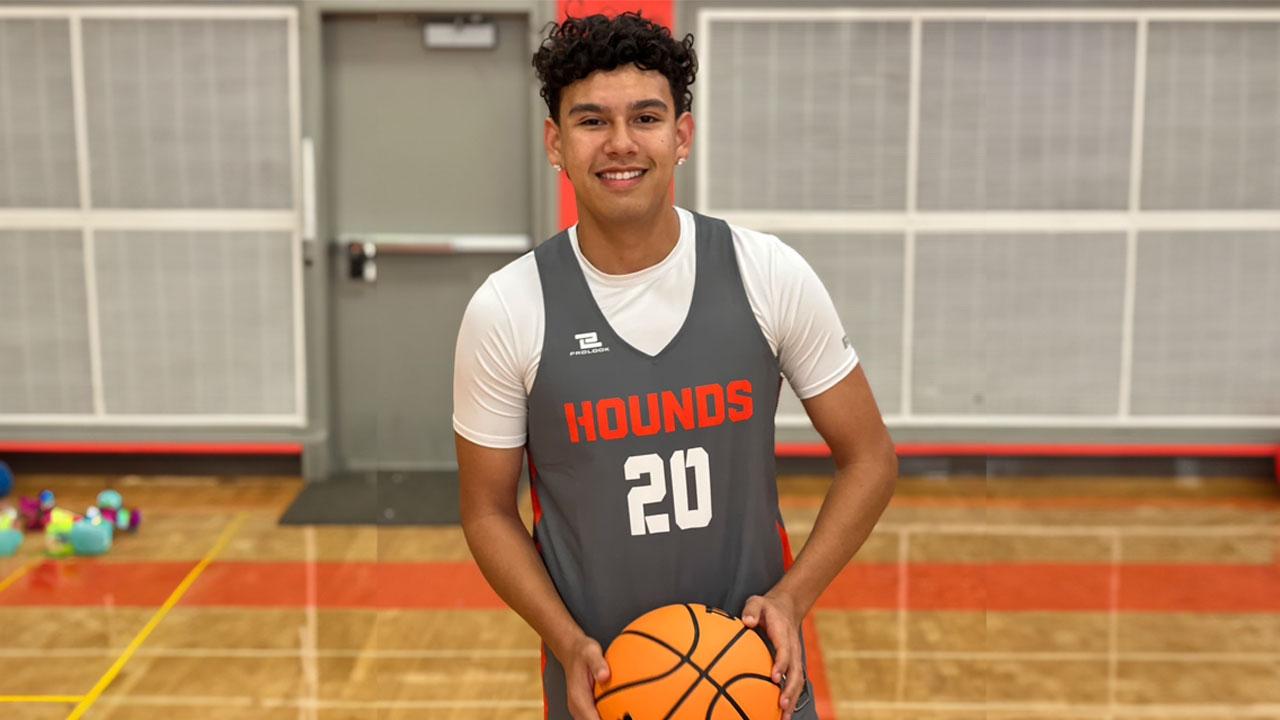 Eli Gonzalez #20
